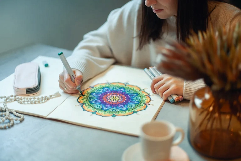 Тревога у врача. Мандала —  упражнение из арт-терапии